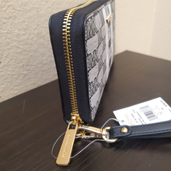 Michael kors Jet Set Travel Large Jacquard Continental Wallet - Picture 3 of 12